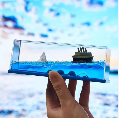 Car Dashboard Cruise Ship Fluid Drift Bottle Boat Floating